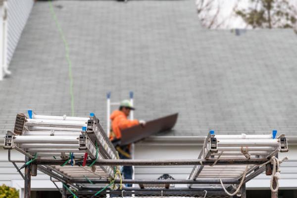 Common Mistakes to Avoid When Choosing a Roof Installation Contractor